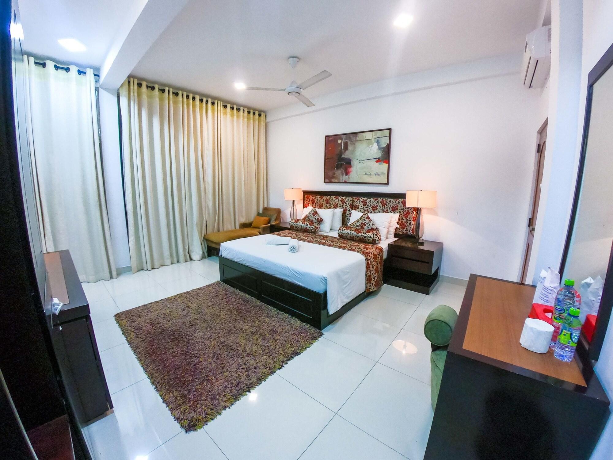 Romance Hills Hotel Κάντι Εξωτερικό φωτογραφία