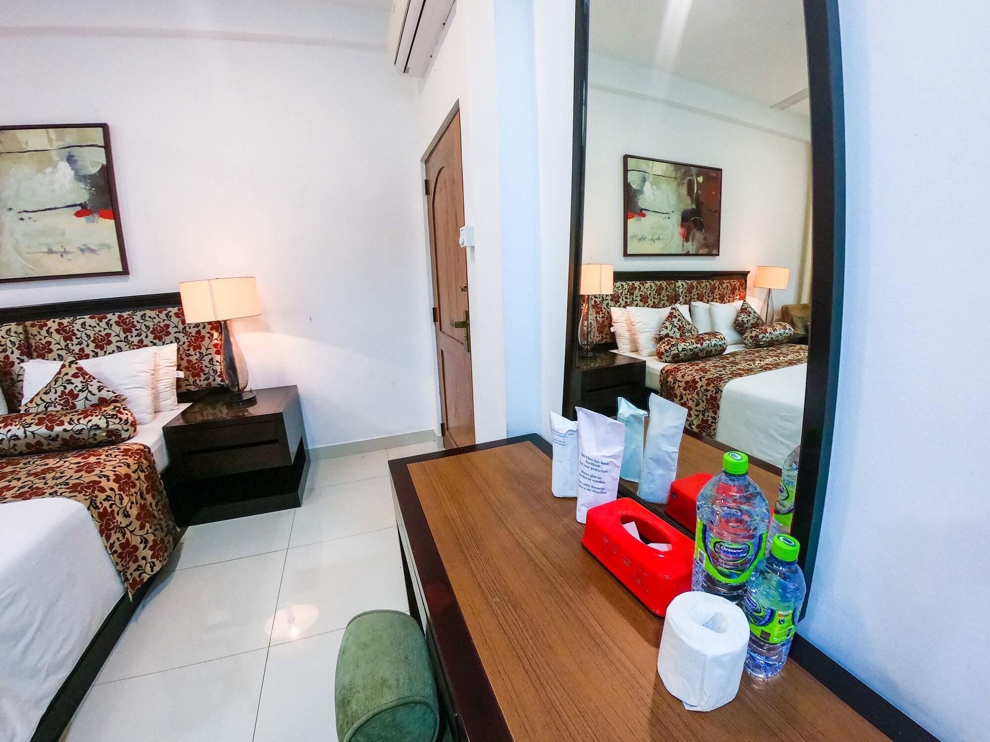 Romance Hills Hotel Κάντι Εξωτερικό φωτογραφία