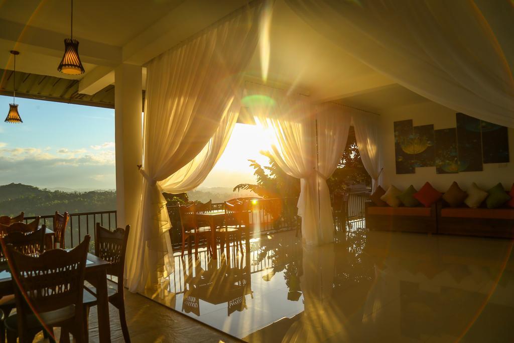 Romance Hills Hotel Κάντι Εξωτερικό φωτογραφία