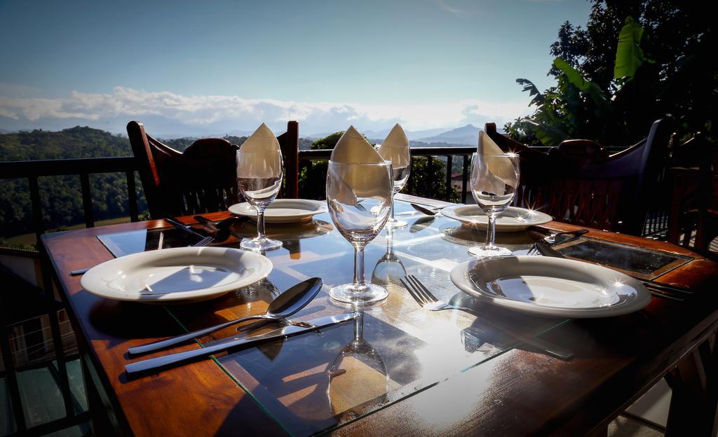 Romance Hills Hotel Κάντι Εξωτερικό φωτογραφία
