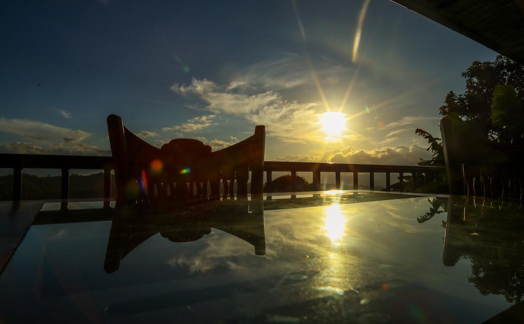 Romance Hills Hotel Κάντι Εξωτερικό φωτογραφία
